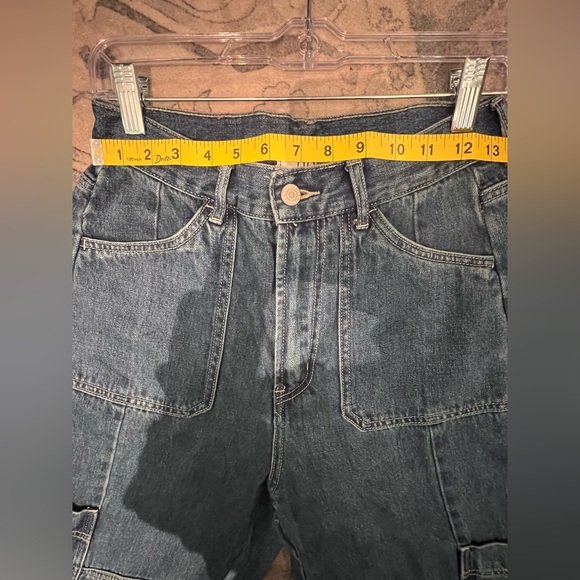 BDG Jeans Women's 28 High Rise Baggy Cargo Carpenter Stritch Medium Wash Denim - Picture 12 of 14